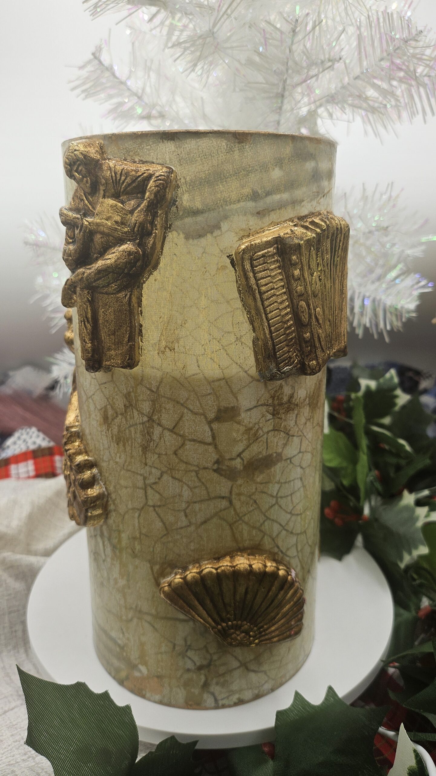 Musical Motif LED Candle Vase – 11”x15” Handcrafted Gold Figurine | Vintage Music Scene Lighted